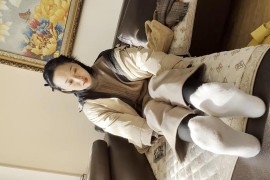 约拍姐姐挠脚心 - H733