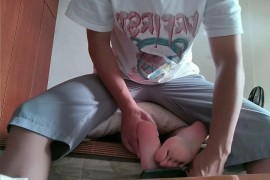 大三姐姐怕痒嫩脚tk - H163