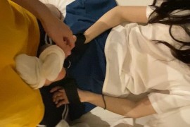 约黑色美甲女孩 - G520