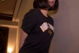 短发美衣の女 - E869