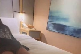 竖屏黑衣女生tk - H507